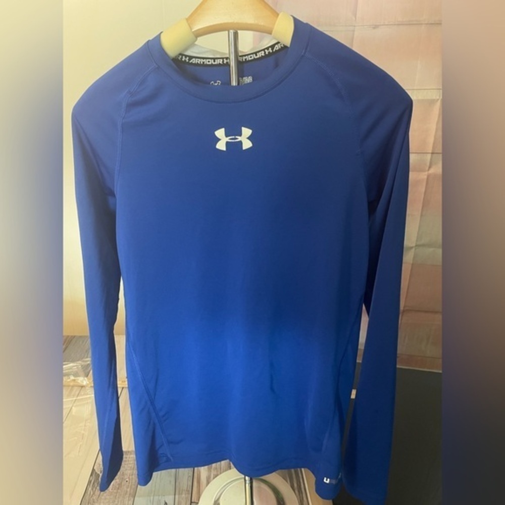 Under Armour Athletic shirt / thermal shirt Youth Large